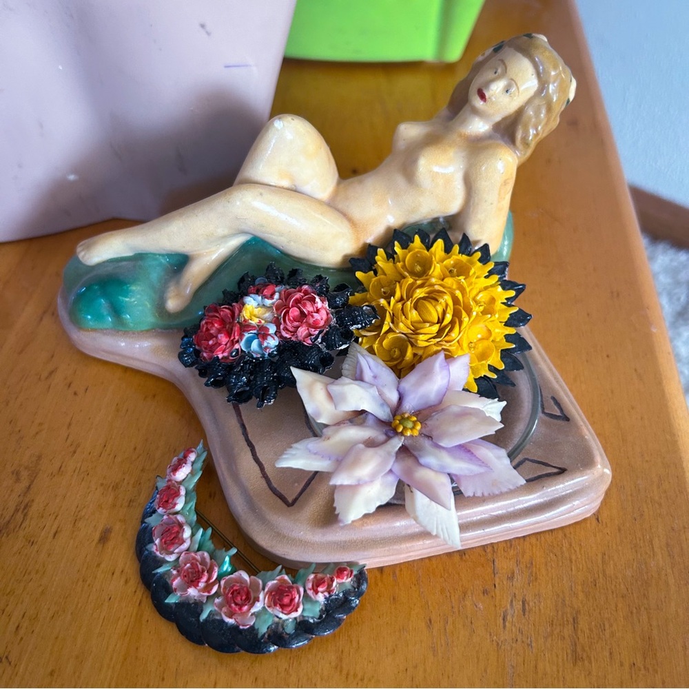 Vintage 1940s Brooch Lot | Shell | Floral | WWII Era | Souvenir | Sweetheart 40s